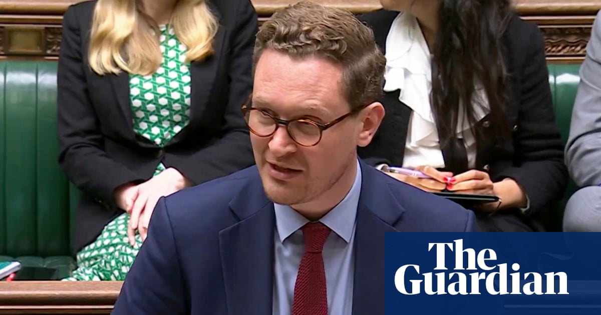 civil servant pay